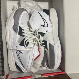 Nike Kyrie Infinity Youth 7